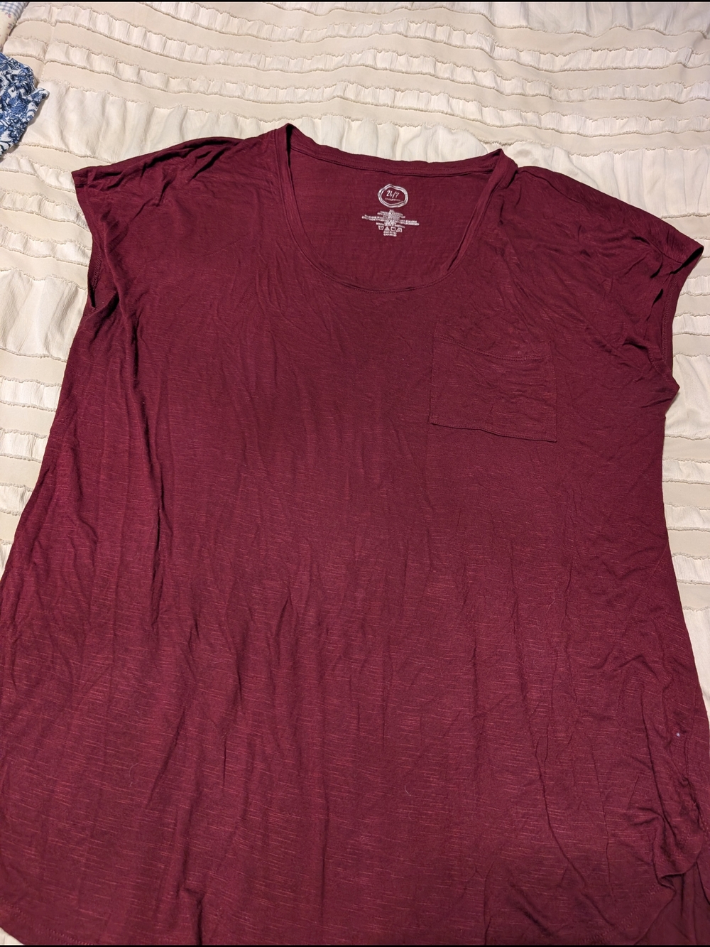 Maurices Women's Scoop Neck Pocket Tee - Wine